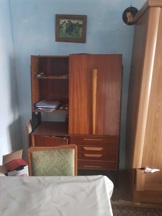 Vand mobila veche vitange