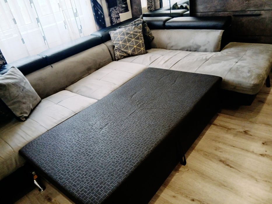 Vând Colțar în L Gri superb