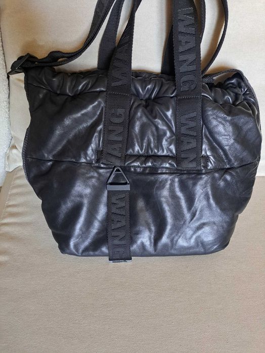 Geanta Alexander Wang x HM originala