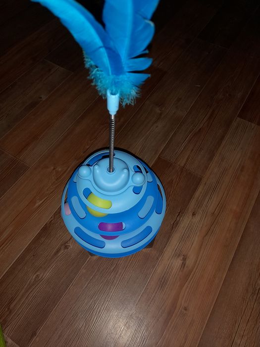 Игрушки для котят