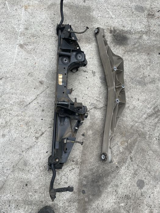 Заден мост/ греда БМВ Х1, Ф48 (zaden most bmw x1, F48)