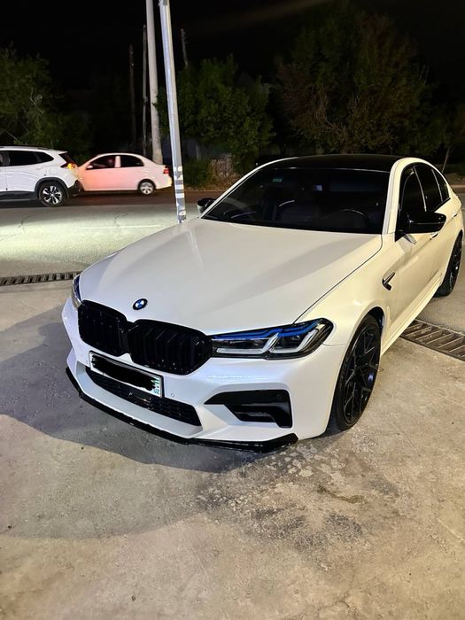 BMW G30 (f90) 530i sotiladi