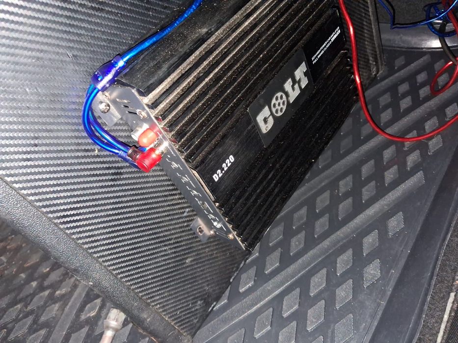 Продам усилитель