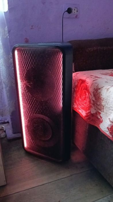 Vând boxa Samsung