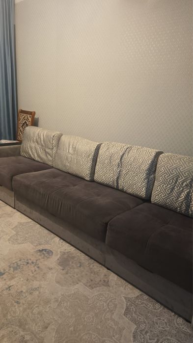 Срочно продаётся диван