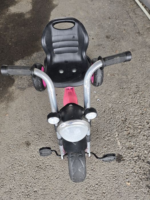 Детский трехколесный велосипед