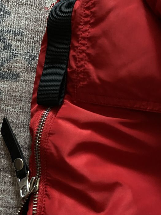 Продаю  Зимние куртки