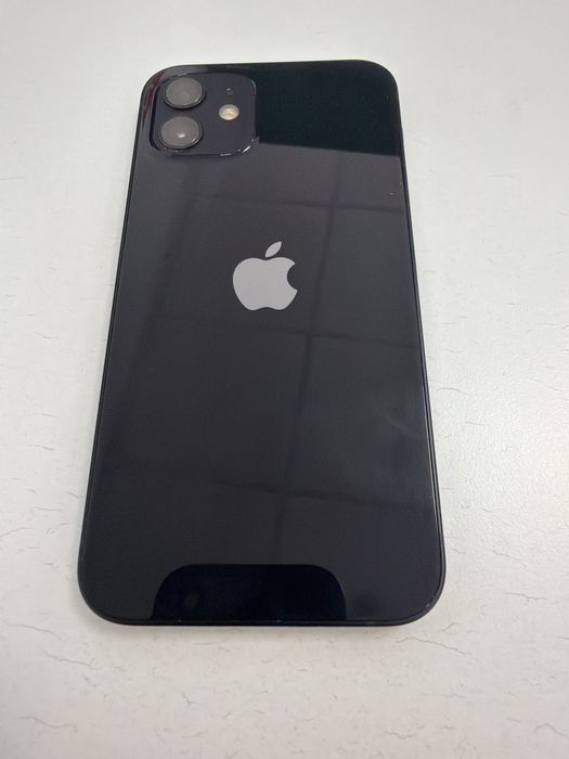 Продам Айфон 12/ 128 гб