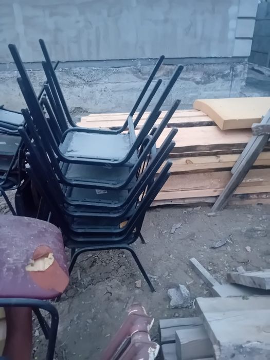 Продам стулья в хорошем состоянии