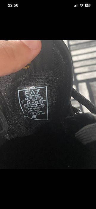 Vand adidasi Emporio Armani