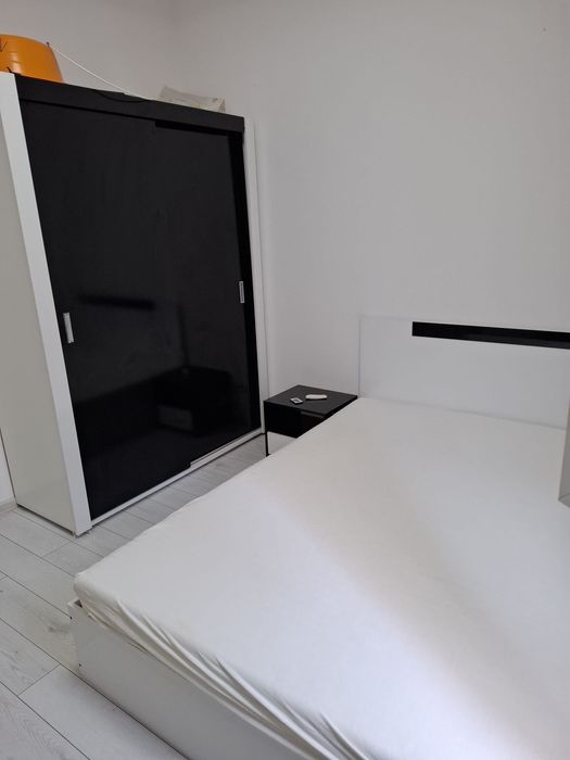Apartament de închiriat