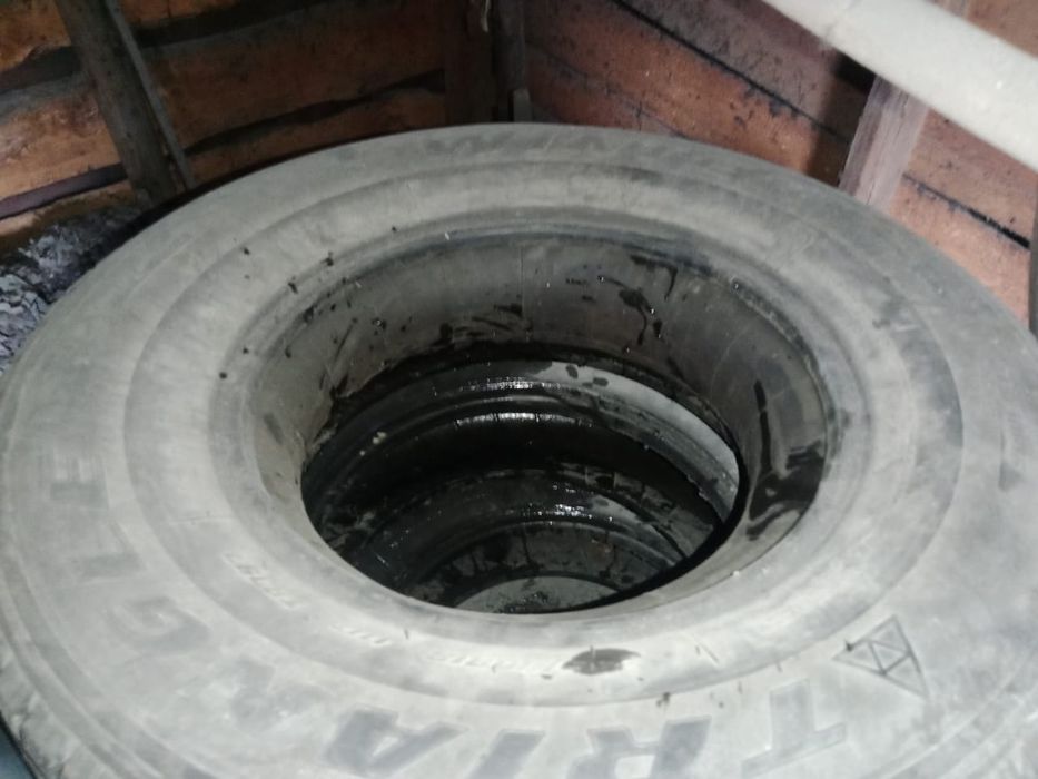 Продам резину на УАЗ размер 225/75/16  б/у
 30000тг