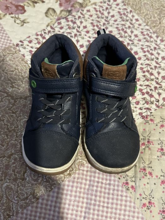 Обувь детская в отличном состоянии