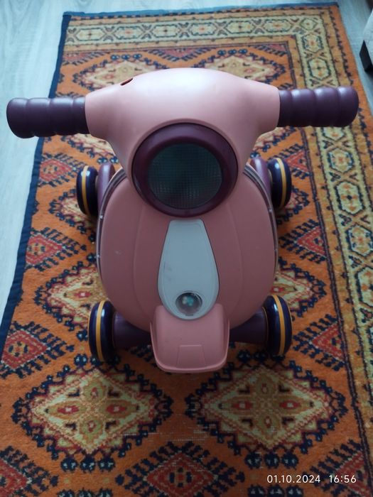 Толкунок, каталка, ходунок