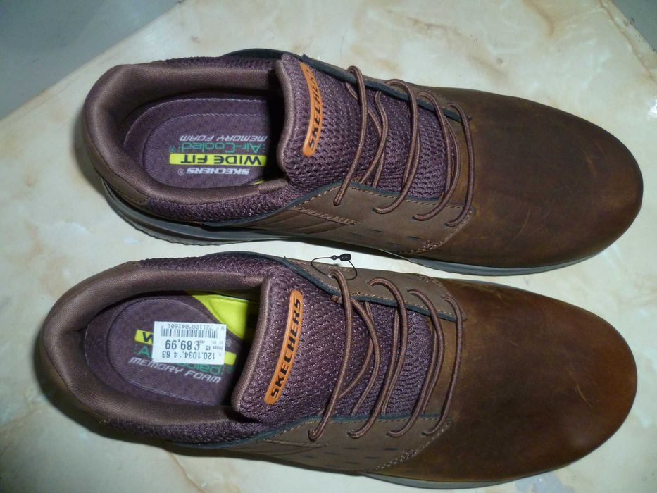 Skechers нови обувки №45