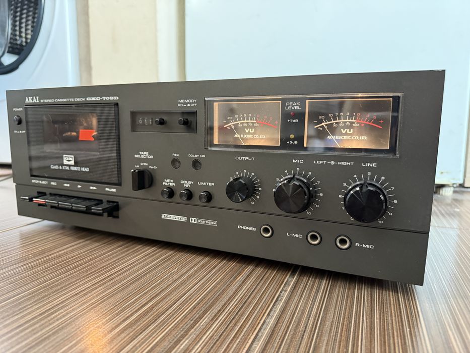Akai GXC-709d касетен дек