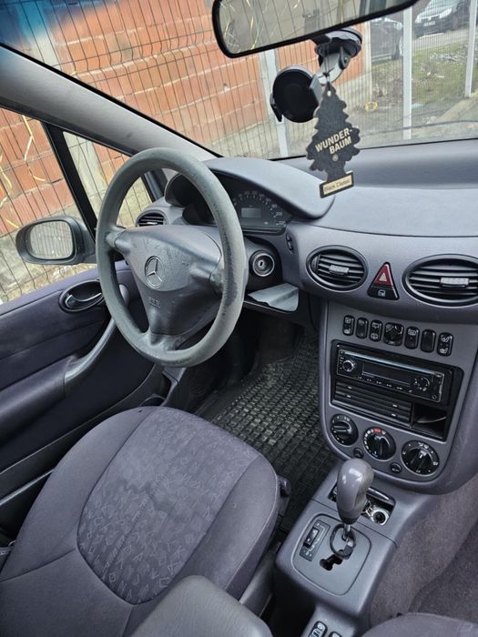 Mercedes A140 argintiu