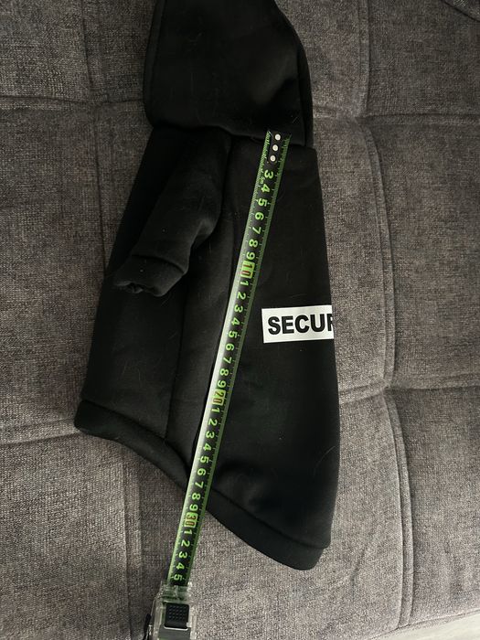 Продам кофту для собачки , либо для кошечки