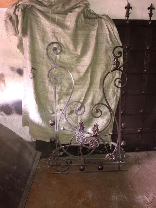 Козырек кованный