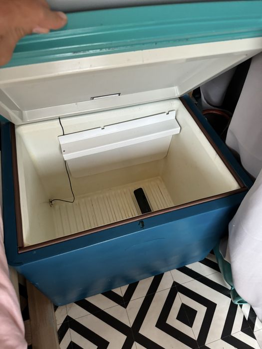 Продавам бус-кемпер Ford Transit 1994 г.