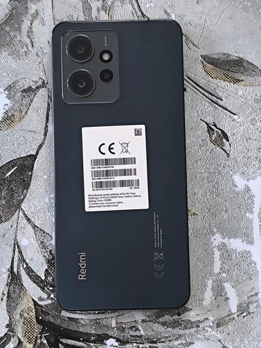 Телефон Redmi Note 12