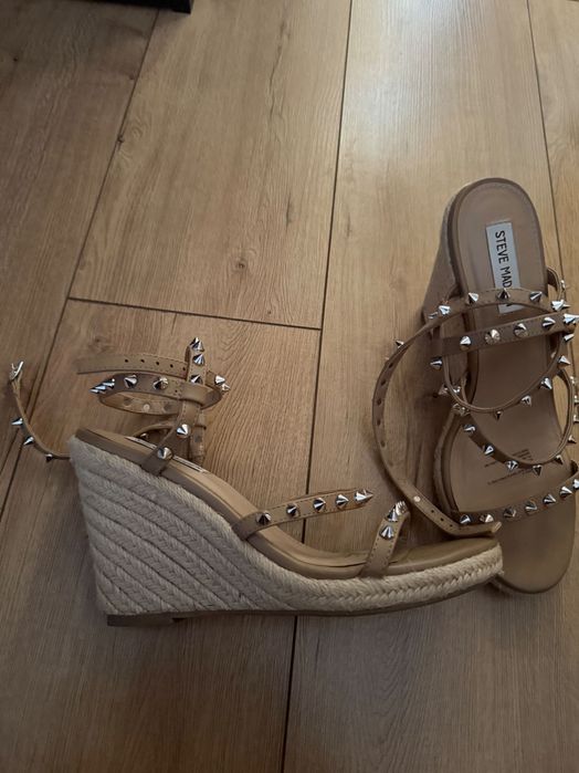 Сандали на платформа Steve Madden