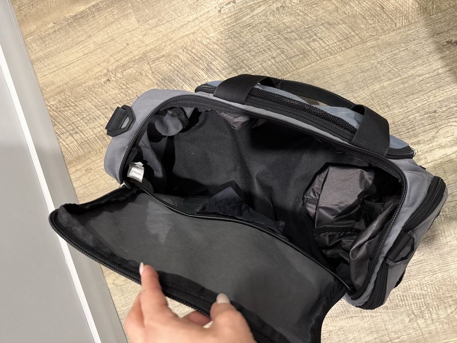 Продам сумку  nike