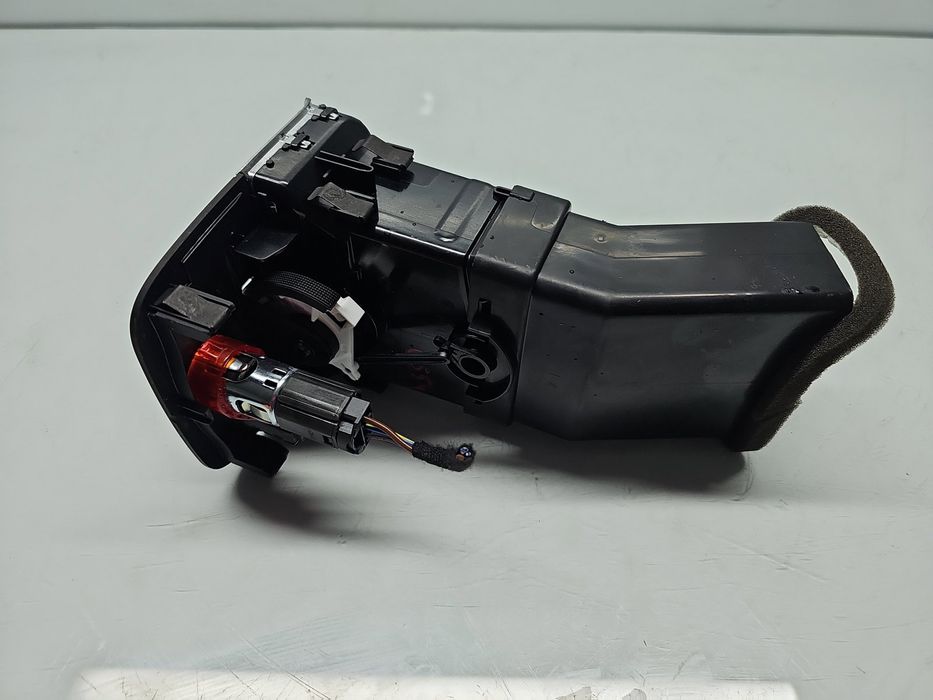 Grila aerisire spate AUDI A3 (8VS) [Fabr 2013-prezent] 8V0819203