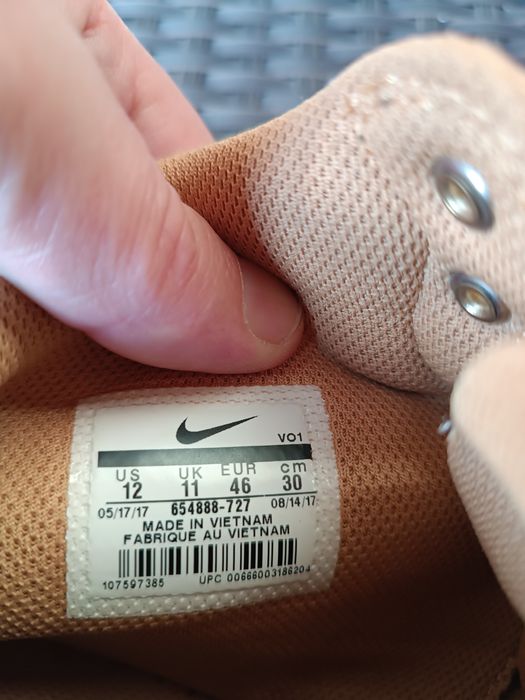 Продавам обувки Nike