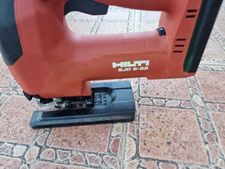 Hilti SJD 22A - SJT 22A  NURON - акумулаторен прободен трион / зеге/