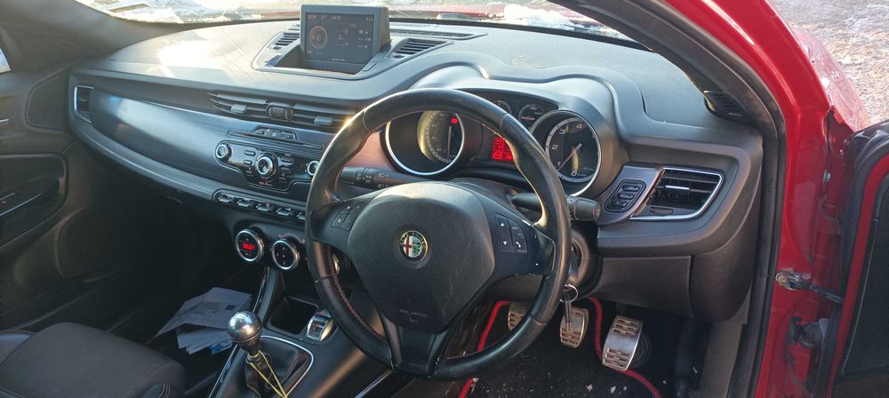 Alfa Romeo Giulietta на части