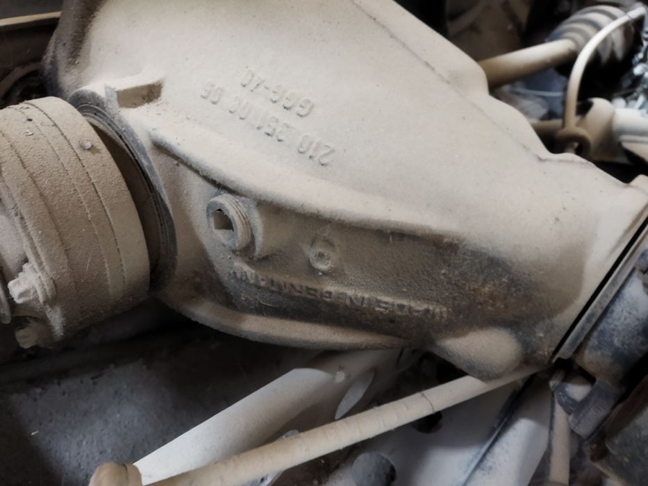 Задний редуктор в сборе