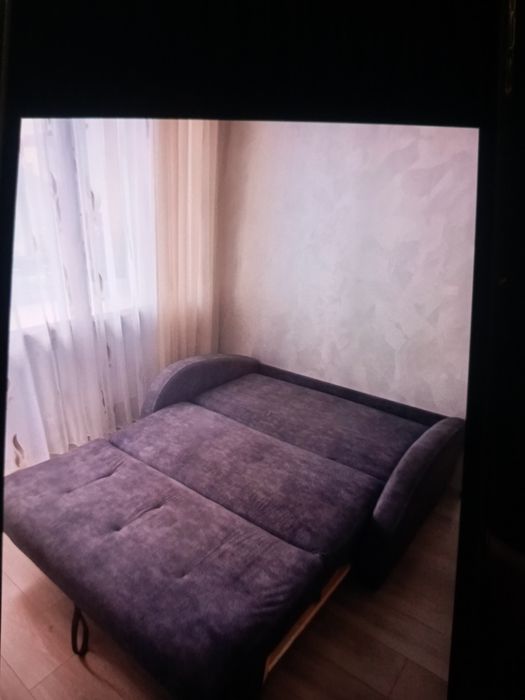 Продам диван в хорошем состоянии