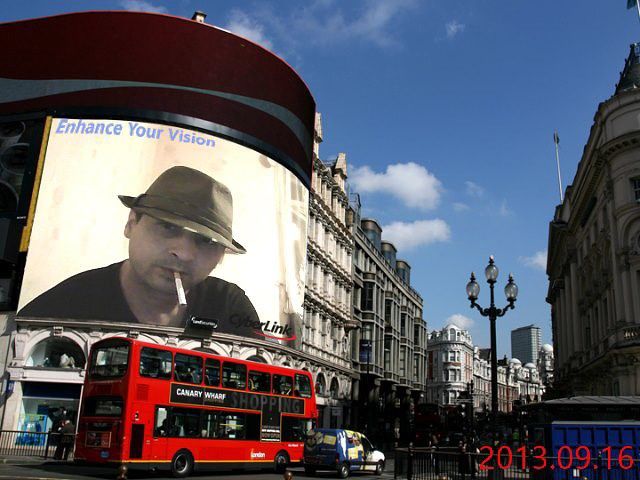 Здравствуйте!
Я делаю продающие картинки для объявлений квартир — с це