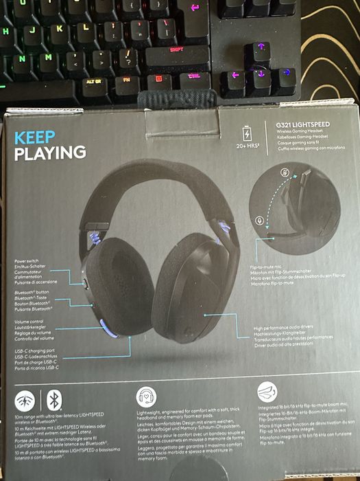 Logitech G512 Carbon и Logitech G321 lightspeed