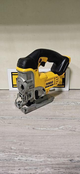 Dewalt Зеге DCS331 18V.