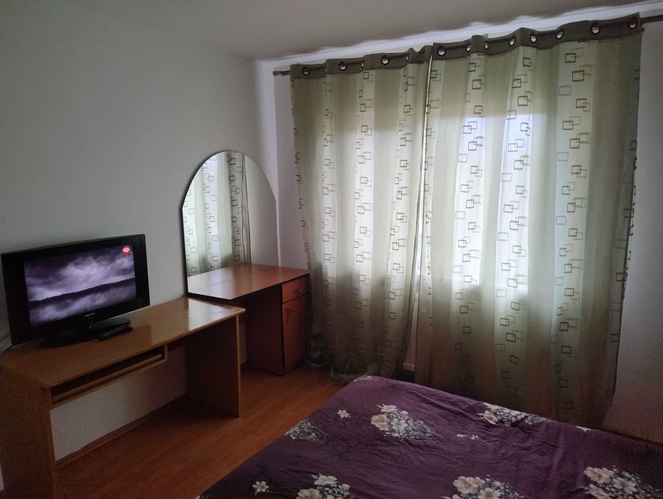 Închiriez ap 2 camere Bld Dacia Brazda lui Novac vis a vis mag Big