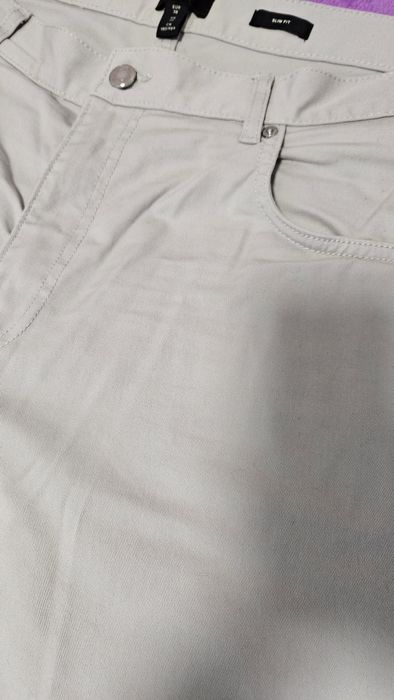 Pantaloni scurți bărbați H&M mărimea 38