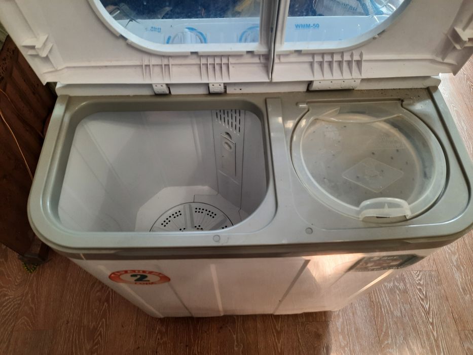 Продам стиральную машинку полуавтомат