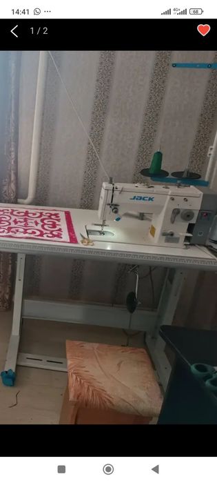 Швейная машина Jack зиг-заг