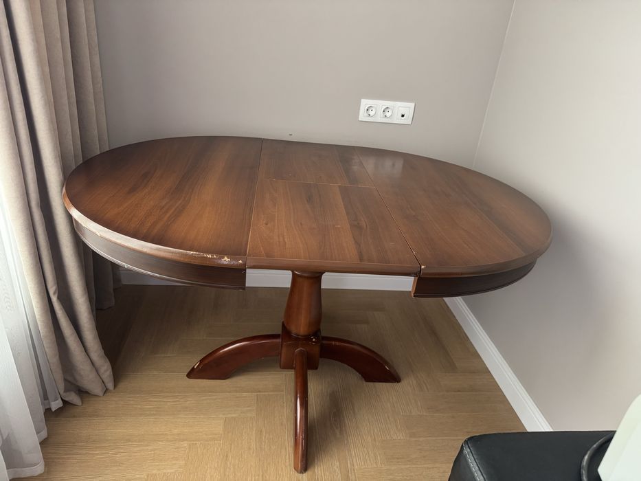 Стол обеденый на кухню