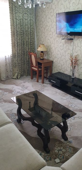 Аренда! Чиланзар 1 квартал.  2 ком  высокопотолочка