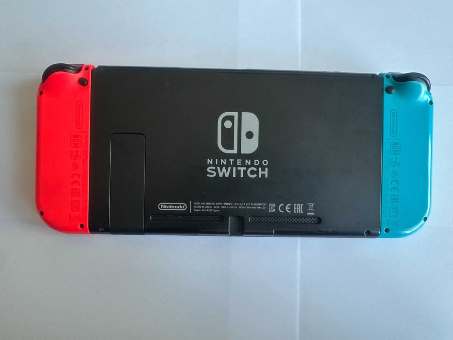 Игрална конзола - NINTENDO SWITCH V2 - Joy-Con Blue / Red - HAC-001