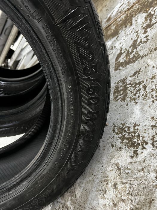 Продам шины 225/60 R18