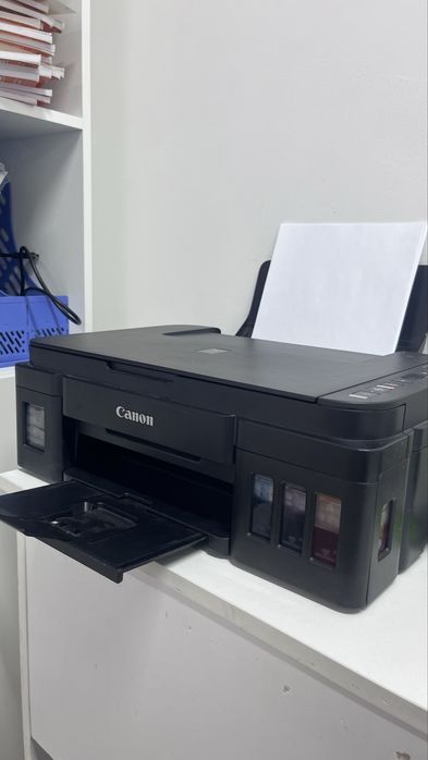 Продаю цветной принтер