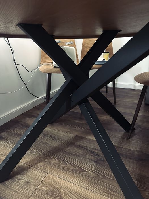 Masa diametru de 120cm