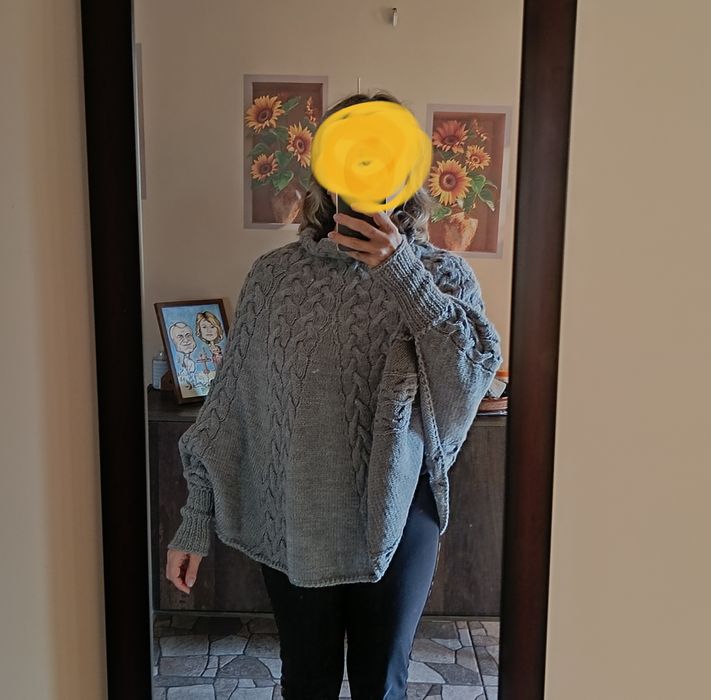 Пончо ръчно плетиво