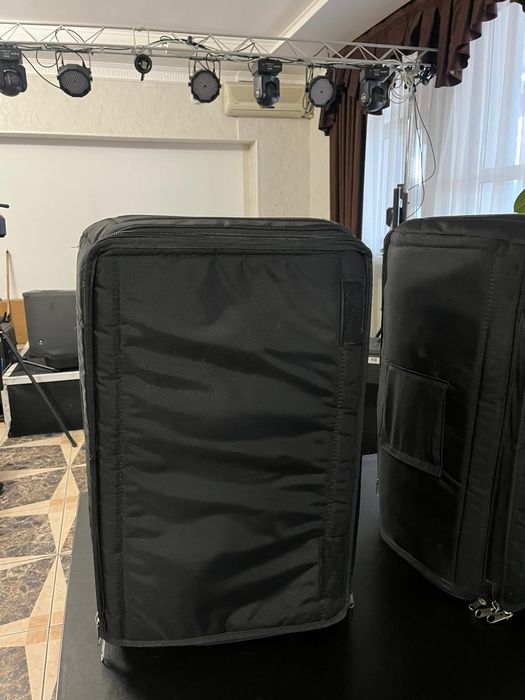 Vând Doua boxe active Montarbo