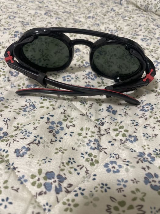 Слънчеви очила карера