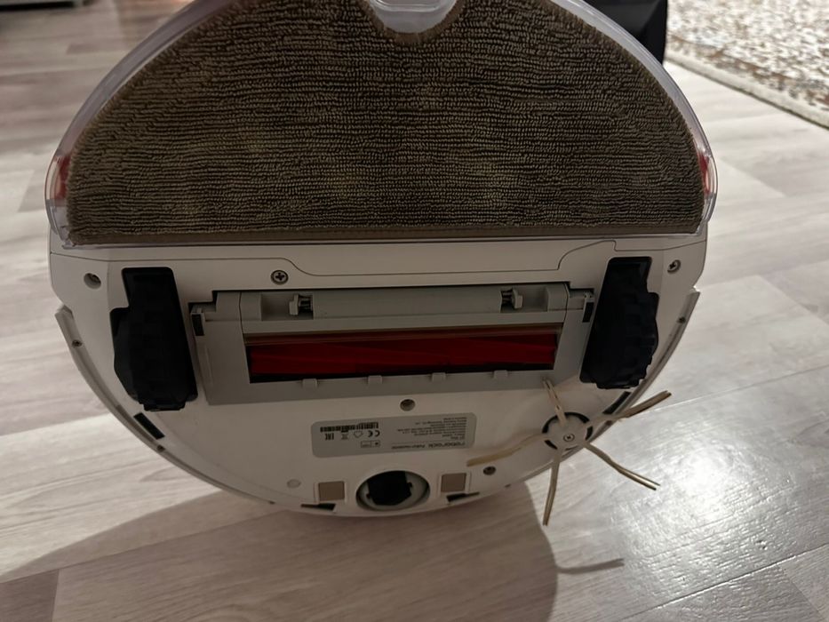 Продам робот пылесос